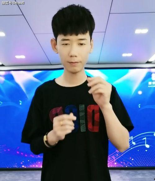 舞帝利哥的爸爸爆料视频,独家爆料背后的故事